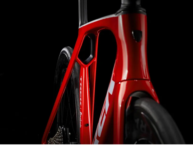 Trek Madone SLR 9 Road Race Bike in Viper Red-7